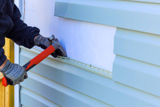 Reliable Vinyl Siding contractor in East Hampton, CT by Squared Siding